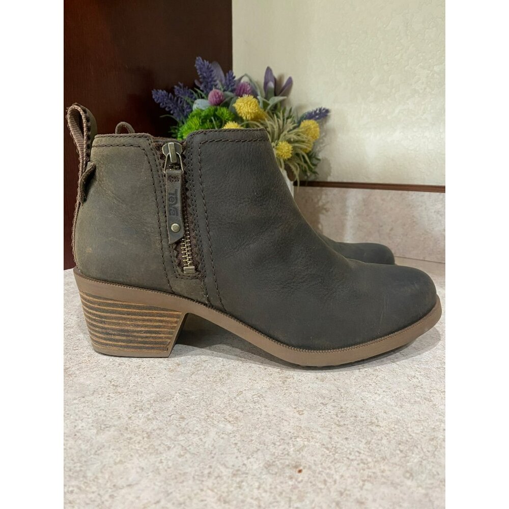 Teva Anaya Womens Ankle Boots - Size 7.5 Leather Upper Side Zipper Block Heel Ca